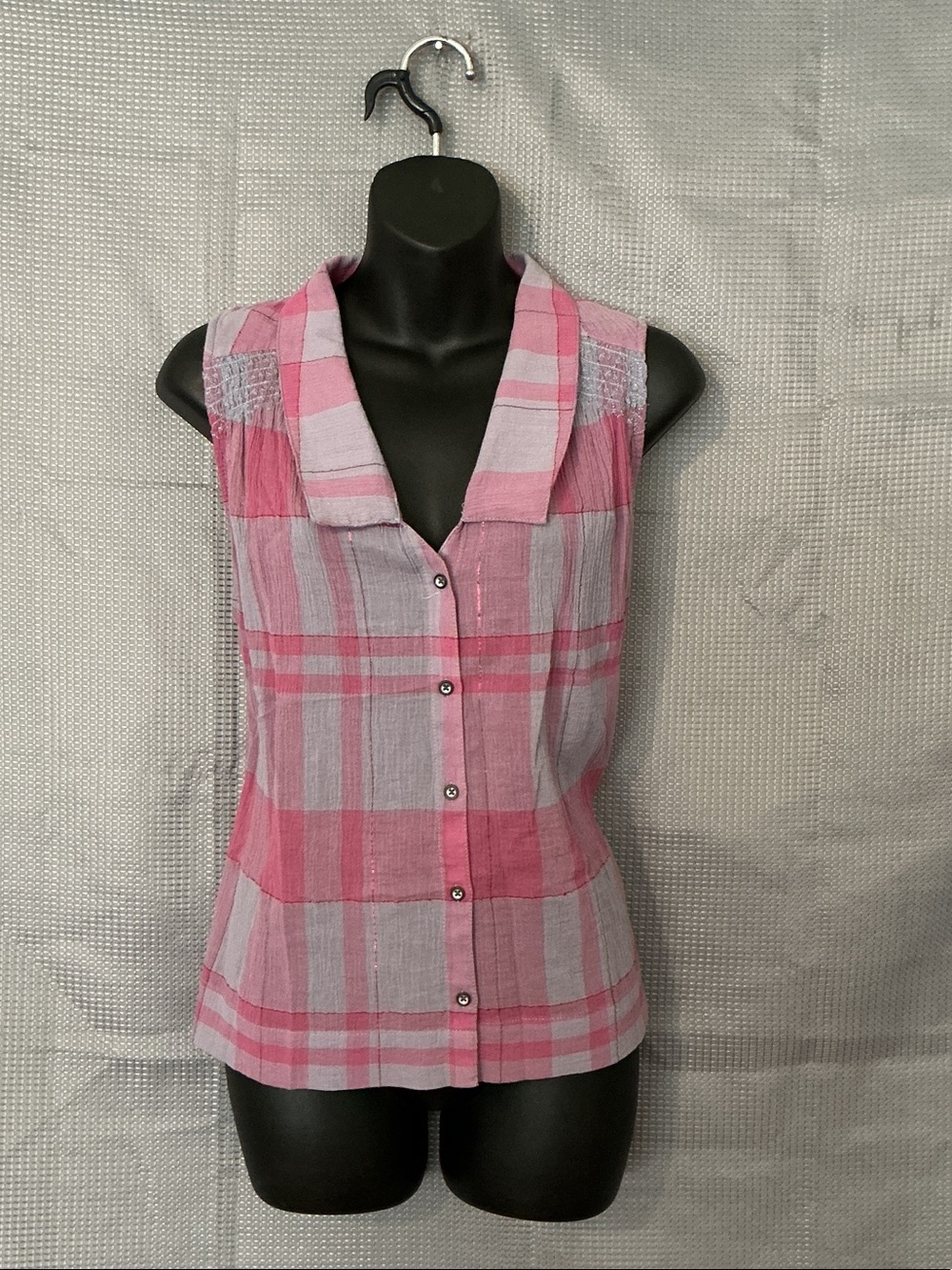 HOLDING HORSES Pink and Light Gray Plaid Sleeveless Button Front Top